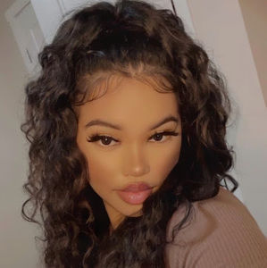 Meet your Posher, Gayle